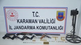 Karamanda tarihi eser ve silah operasyonu