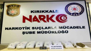 Kargo aracından 13 kilo 879 gram esrar çıktı: 1 tutuklama