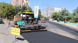 Kayapınarda yıl sonuna kadar 89 bin 200 ton asfalt dökülecek