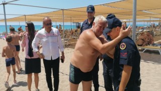 Kaybolan torununa kavuşan Rus dede, gözyaşlarına boğuldu