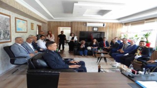 Kaymakam Mercan, şehit annesini makamında ağırladı