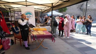 Kayseri Altın Eller Geleneksel El Sanatları Festivaline yoğun ilgi