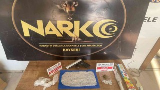 Kayseride uyuşturucu tacirlerine darbe