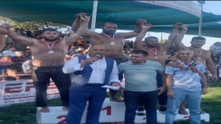 Kemer Belediye güreşçisi Balcı, Bayramiçten madalya ile döndü