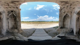 Kervansarayları izledi, Oxforda ulaştı