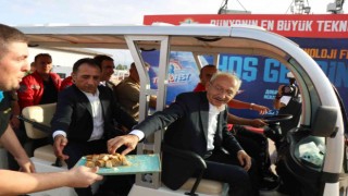 Kılıçdaroğlundan TEKNOFESTe sürpriz ziyaret