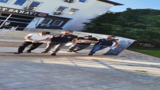 Kocaelide 2 göçmen kaçakçısı tutuklandı