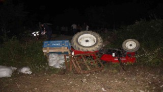 Kocaelide feci kaza, evlerine 50 metre kala traktör devrildi: 1 ölü, 3 yaralı