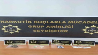Konyada durdurulan araçta uyuşturucu ele geçirildi