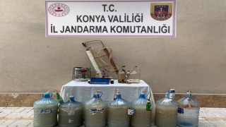 Konyada kaçak içki imalathanesine çevrilen eve operasyon