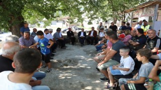 Köyleri tek tek gezerek vatandaşları dinledi