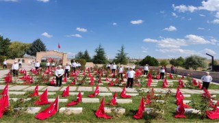 Kuran Kursu öğrencileri Dumlupınar Şehitliğini ziyaret etti