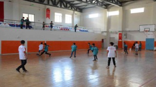 Kuran kursu öğrencilerine futsal etkinliği