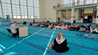 Kütahyada Çocuklarla Camide Bir Gün uygulaması