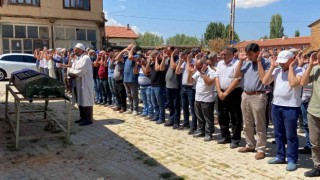 Lösemiden hayatını kaybeden genç doktora acı veda