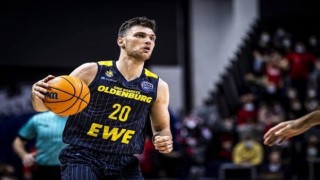 Manisa BBSK Michal Michalakı renklerine bağladı