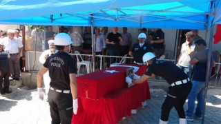 Mardindeki kazada şehit olan polis Yahya Ergin Çanakkalede toprağa verildi