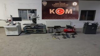 Merdiven altı silah imalathanesinden cephanelik çıktı