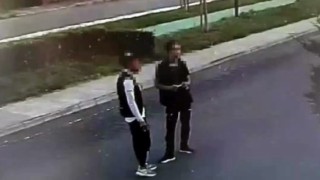 Motosiklet ve elektrikli bisiklet hırsızları güvenlik kamerasına yakalandı