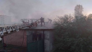 Müstakil evde yangın çıktı, evi eşinin yaktığını iddia etti