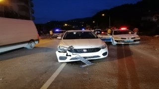 Otomobil, karşıya geçmek isteyen çocuğa çarptı