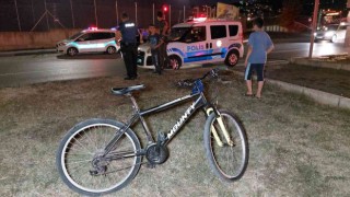 Otomobilin çarptığı bisikletli çocuk yaralandı