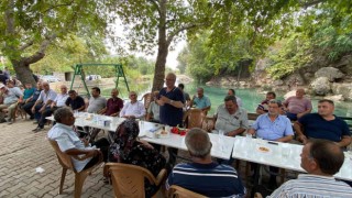 Özgan: Vatandaşlarımızı kucaklamaya devam edeceğiz