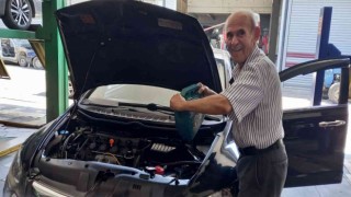 Para için değil, sağlığını korumak ve alzheimere yakalanmamak için çalışıyor