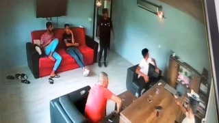 Patlama sesiyle herkes kaçtı iş yeri sahibi bakakaldı