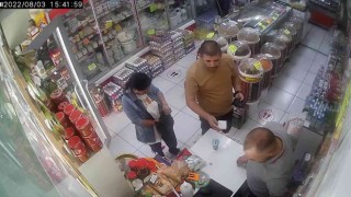 Pendikte tırnakçılık yaparak kaşla göz arasında para çaldılar