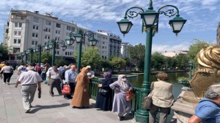 Promosyon kuyruğu Porsuka kadar uzandı