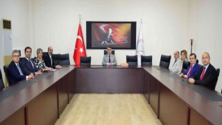 Rektör Özölçerden 2022 Engelsiz Üniversiteler Ödülleri Takdimi
