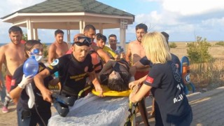 Sakaryada denizde boğulma tehlikesi geçiren kız hastanede öldü