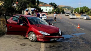 Samsunda iki otomobil çarpıştı: 1 yaralı