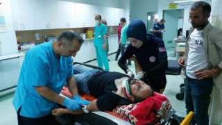 Samsunda traktör şarampole yuvarlandı: 2 yaralı