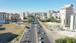 Şanlıurfada kavşak çalışmaları sürüyor