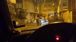 Şehir eşkıyası sokak ortasında havaya ateş açıp kaçtı