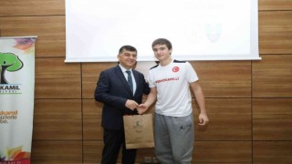 Şehitkamilli Milli Basketbolcu, Galatasaraya transfer oldu