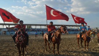 Selendide atlı ciritte çeyrek final maçları başladı