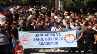 Şeyh Edebali Türbesini 3 bin Jandarma ve Sahil Güvenlik Akademisi öğrencisi ziyaret etti