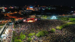 Şile Bezi Kültür Sanat Festivali Cengiz Kurtoğlu konseriyle son buldu