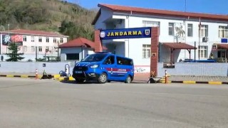 Sinopta dolandırıcılık suçundan aranan şahıs yakalandı