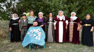 Şırnakta 100 yıllık damda gelin karşılama geleneği yaşatılıyor