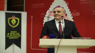 Sivas 4 Eylül Gazeteciler Cemiyeti Başkanı Karahan: Ülkemizin başı sağ olsun