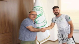 Sivas Belediyespordan 2 transfer birden