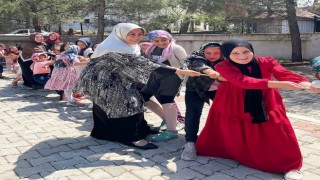 Sivaslı içesinde Yaz Kuran Kursları şenlikli bir final yaptı