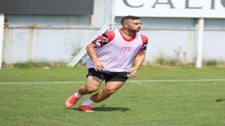 Sivassporun yeni transferi Dia Saba ilk idmanına çıktı
