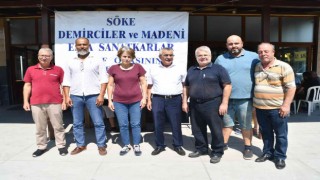 Söke Demirciler Odası aşure ve tavuklu pilav geleneğini bozmadı