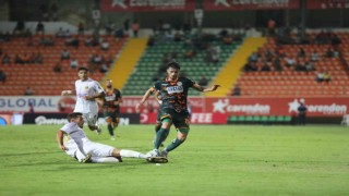 Spor Toto Süper Lig: Corendon Alanyaspor: 0 - İstanbulspor: 0 (İlk yarı)