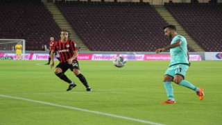 Spor Toto Süper Lig: Gaziantep FK: 1 - Antalyaspor: 2 (İlk yarı)